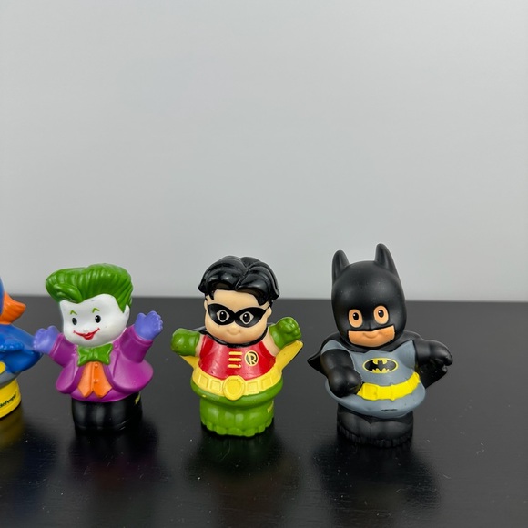 Fisher Price Little People Lot of 6 DC Superhero Super Friends Hero Figurines - Picture 4 of 4